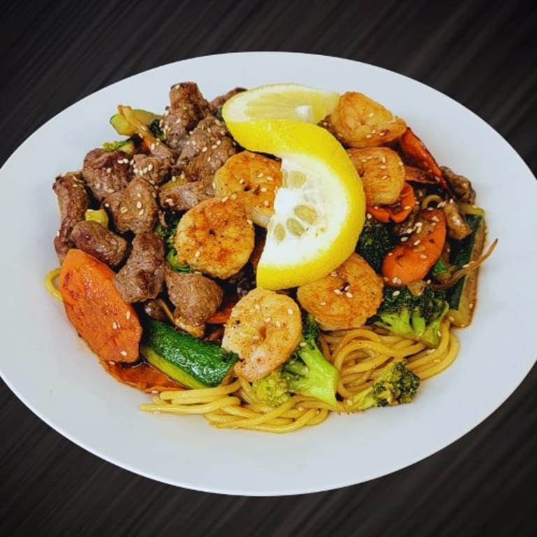 Hibachi Chicken: Asian Fusion Delight
